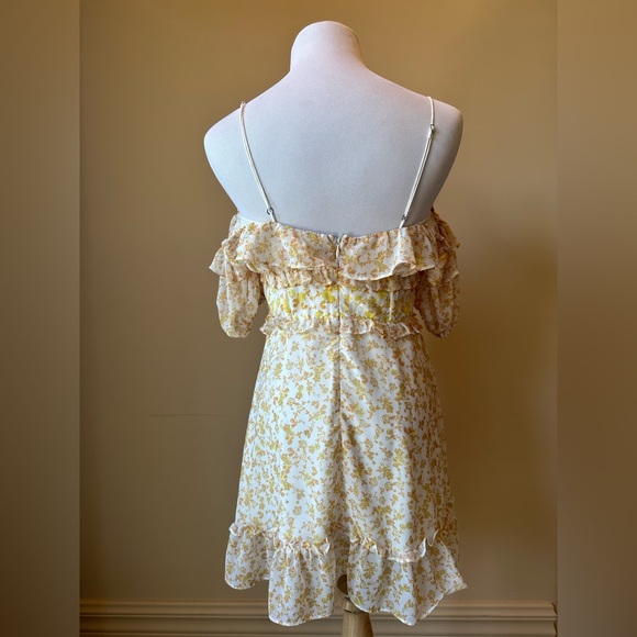 For love and lemons yellow floral mini dress. Size S - Picture 2 of 3